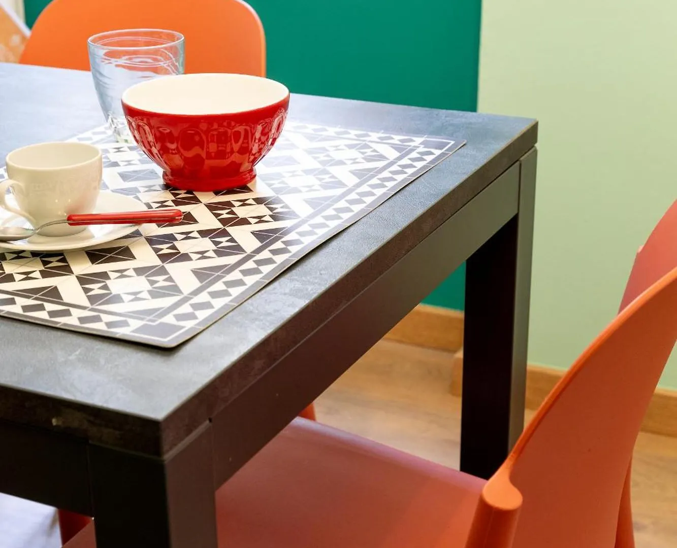 Comfortable Flat Inside Isola And Garibaldi District 밀라노 아파트