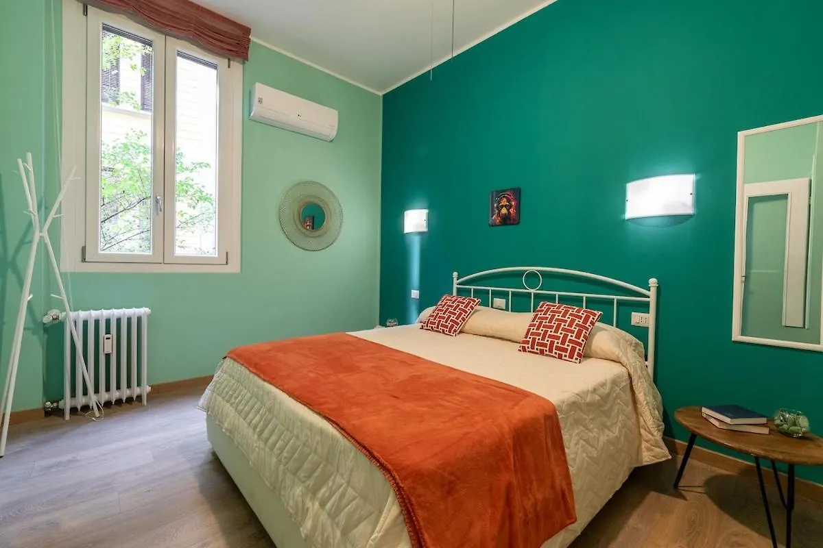 Comfortable Flat Inside Isola And Garibaldi District 밀라노