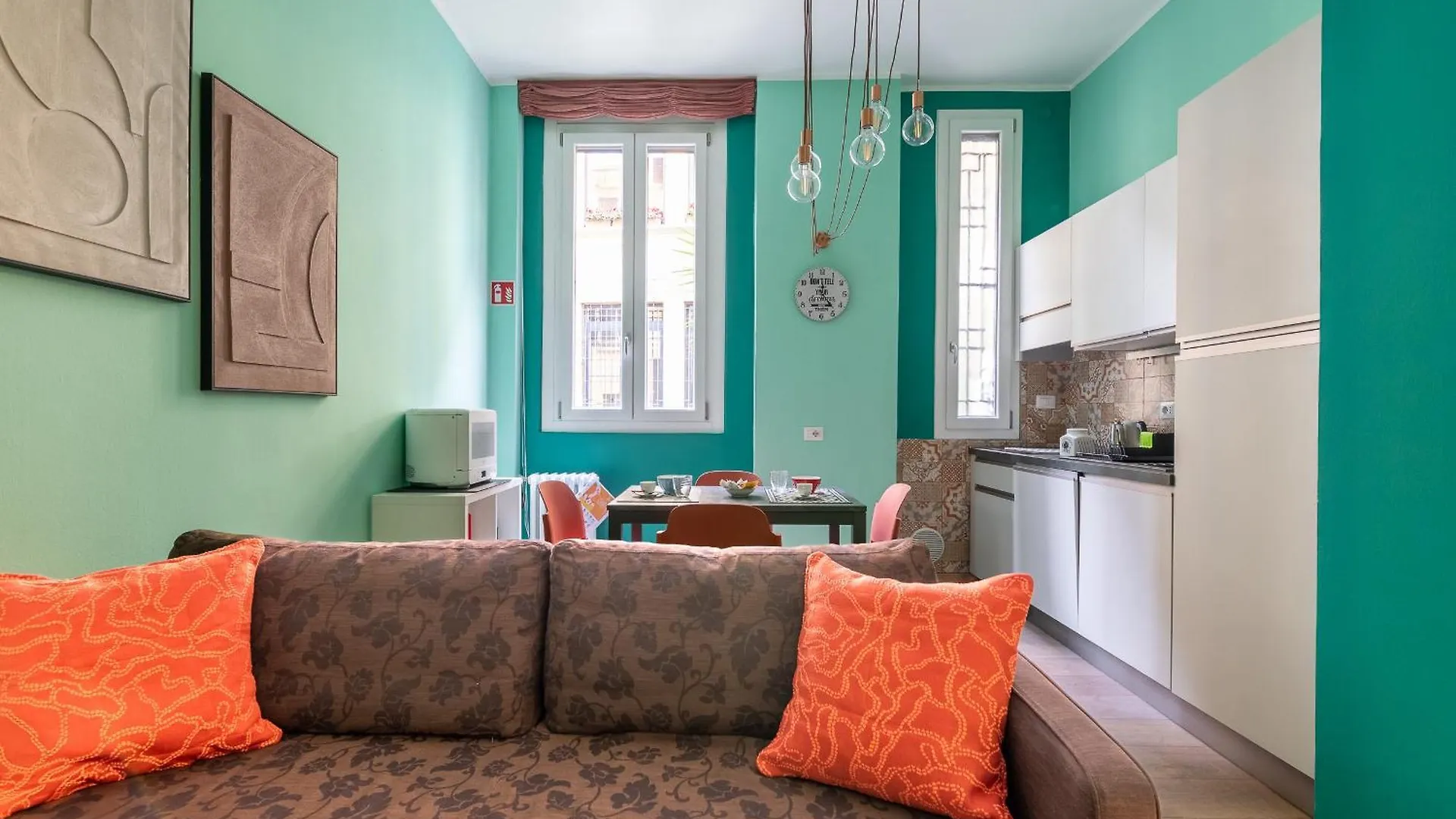 Comfortable Flat Inside Isola And Garibaldi District Milánó Apartman
