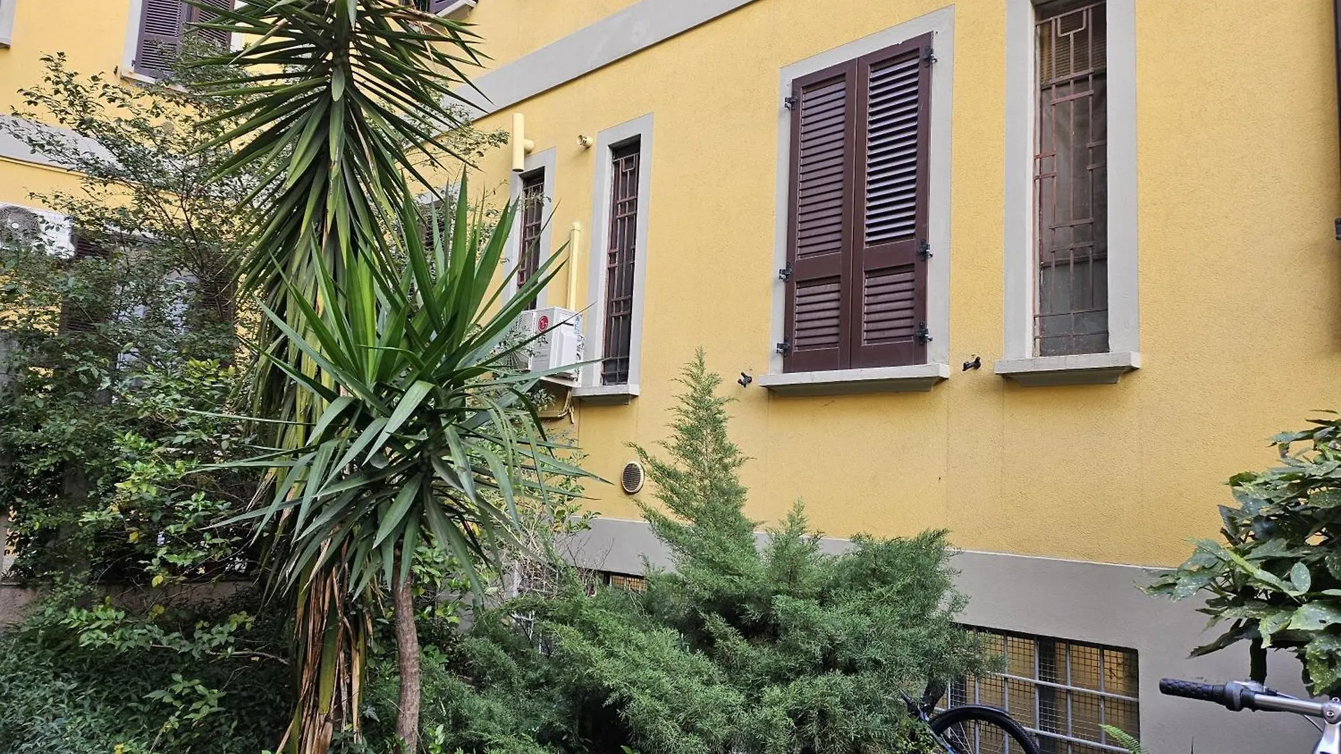 Comfortable Flat Inside Isola And Garibaldi District Milánó Apartman